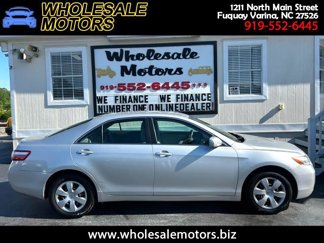 Used 2009 Toyota Camry LE image 1
