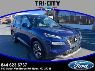 Used 2023 Nissan Rogue SV image 1