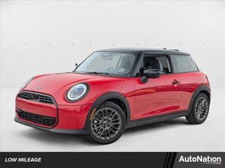Used 2025 MINI Cooper 2-Door Hardtop image 1