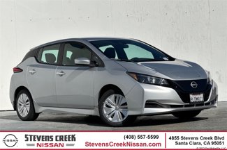 Used 2024 Nissan Leaf S image 1