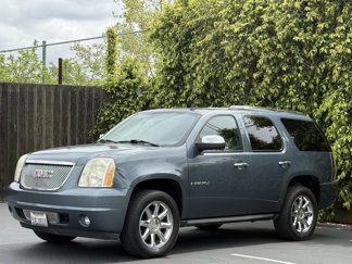 Used 2007 GMC Yukon Denali image 1