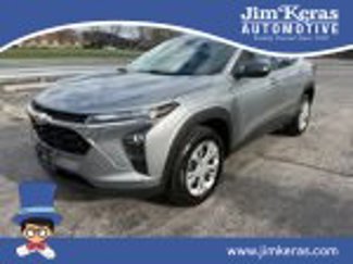 Used 2024 Chevrolet Trax LS image 1