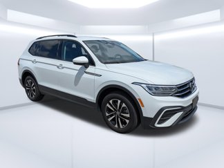 Used 2023 Volkswagen Tiguan S w/ Driver Assistance Package image 1