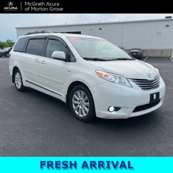 Used 2017 Toyota Sienna XLE w/ XLE Navigation Package image 1
