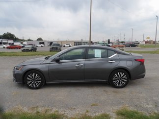 Used 2024 Nissan Altima 2.5 SV video 1