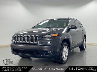 Used 2015 Jeep Cherokee Latitude w/ Comfort/Convenience Group image 1
