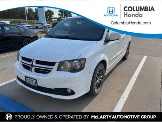 Used 2017 Dodge Grand Caravan GT image 1