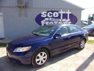Used 2009 Toyota Camry LE image 1