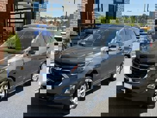 Used 2018 Chevrolet Equinox LT image 1