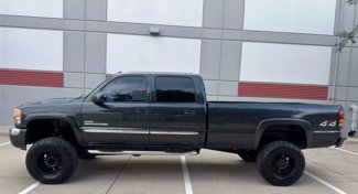 Used 2005 GMC Sierra 2500 SLT w/ Heavy-Duty Power Package image 1