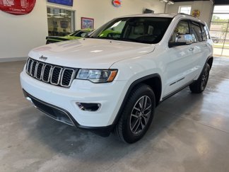 Used 2018 Jeep Grand Cherokee Limited w/ Trailer Tow Group IV image 1