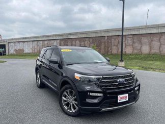 Certified 2022 Ford Explorer XLT w/ Equipment Group 202A image 1