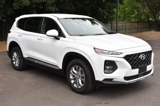 Used 2019 Hyundai Santa Fe SE image 1