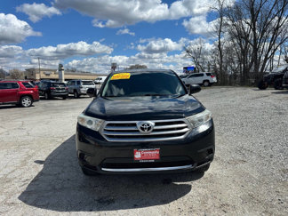Used 2012 Toyota Highlander FWD image 1