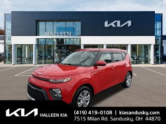 Certified 2022 Kia Soul LX image 1