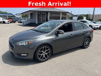 Used 2017 Ford Focus SEL image 1