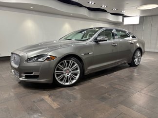 Used 2017 Jaguar XJ L Supercharged image 1