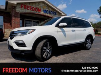 Used 2017 Honda Pilot Touring image 1