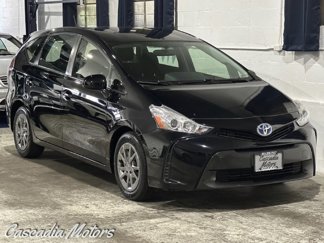 Used 2016 Toyota Prius V image 1