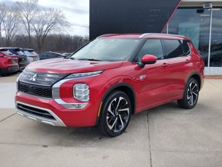 Used 2023 Mitsubishi Outlander SEL image 1