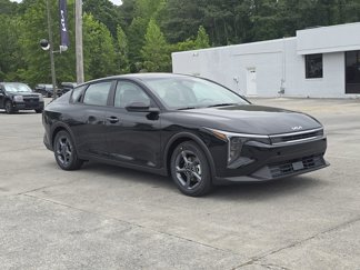 New 2025 Kia K4 LXS image 1