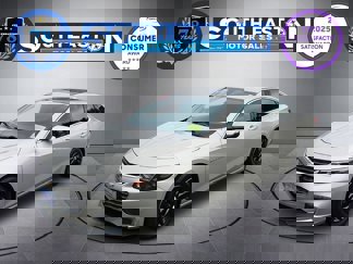 Used 2016 Chevrolet Malibu LT image 1