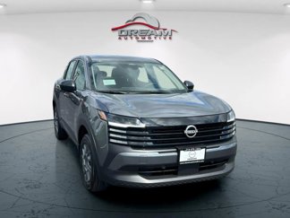 New 2025 Nissan Kicks S image 1
