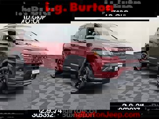 Used 2022 Jeep Compass Altitude w/ Sun and Sound Group image 1