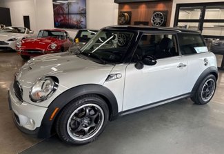 Used 2013 MINI Cooper S image 1