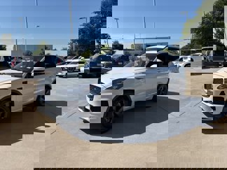 Used 2020 Jaguar E-PACE Checkered Flag image 1