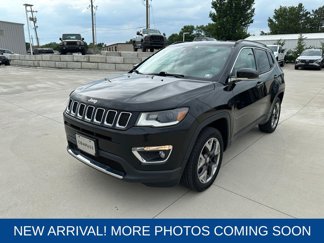 Used 2018 Jeep Compass Limited image 1