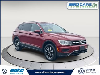 Used 2021 Volkswagen Tiguan SE image 1