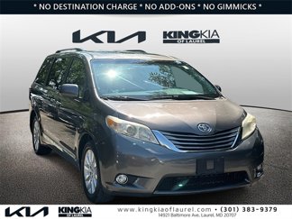 Used 2016 Toyota Sienna XLE image 1