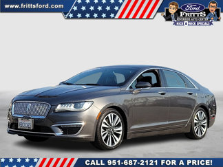 Used 2017 Lincoln MKZ Reserve image 1
