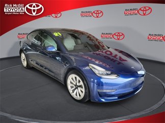 Used 2021 Tesla Model 3 Standard Range Plus image 1