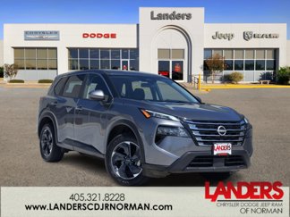 Used 2024 Nissan Rogue SV image 1