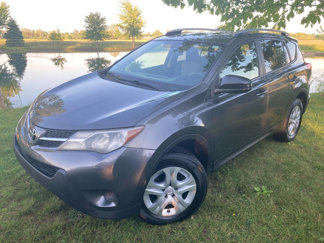 Used 2013 Toyota RAV4 LE image 1