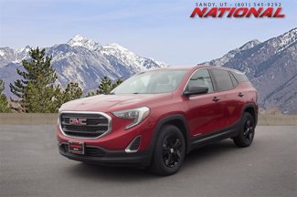 Used 2020 GMC Terrain SLE image 1