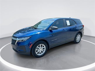 Used 2022 Chevrolet Equinox LS image 1