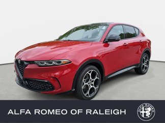 New 2025 Alfa Romeo Tonale w/ Premium Package image 1