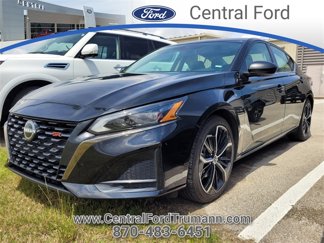 Used 2023 Nissan Altima 2.5 SR image 1