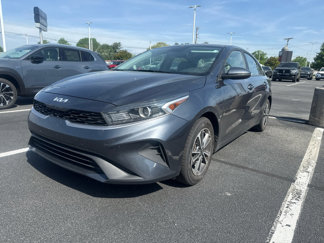 Used 2022 Kia Forte LXS w/ LXS Technology Package image 1