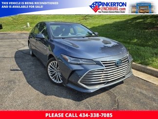 Used 2020 Toyota Avalon Limited image 1