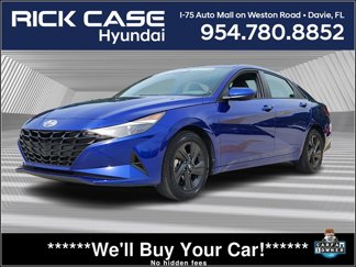 Certified 2022 Hyundai Elantra SEL image 1