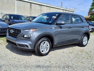 New 2025 Hyundai Venue SE image 1