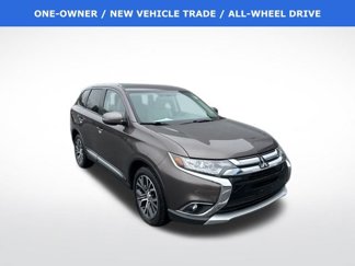 Used 2018 Mitsubishi Outlander SE image 1