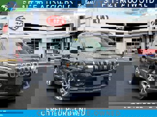 Used 2019 Jeep Cherokee Latitude Plus w/ Cold Weather Group image 1