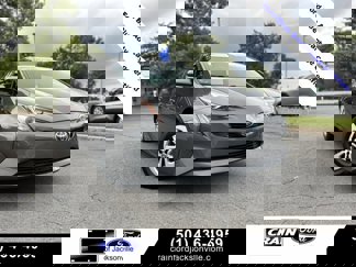 Used 2018 Toyota Prius Two image 1