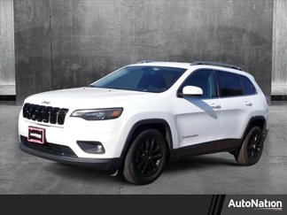 Used 2019 Jeep Cherokee Latitude w/ Popular Appearance Group image 1