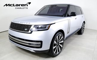 Used 2023 Land Rover Range Rover Long Wheelbase SE image 1